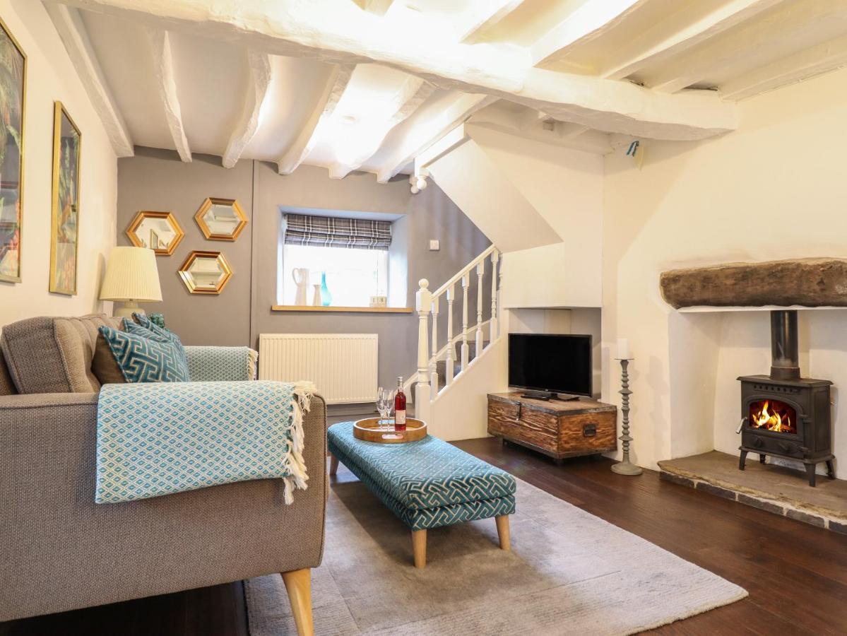 3 Ivy Court Villa Долгелай Екстериор снимка